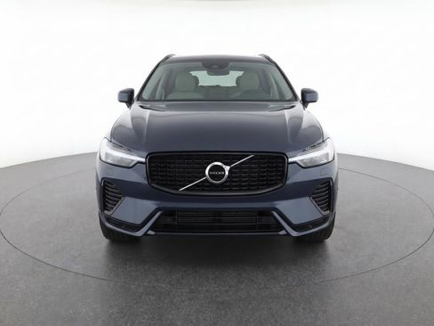 Certified 2025 Volvo XC60 T8 Plus w/ Protection Package Premier AWD/4WD image 5