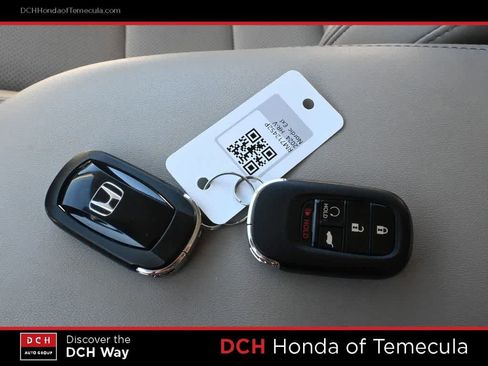 Used 2024 Honda HR-V EX-L image 8