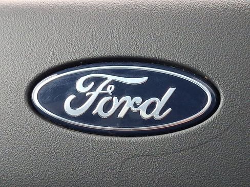Used 2025 Ford Expedition Active AWD/4WD image 31