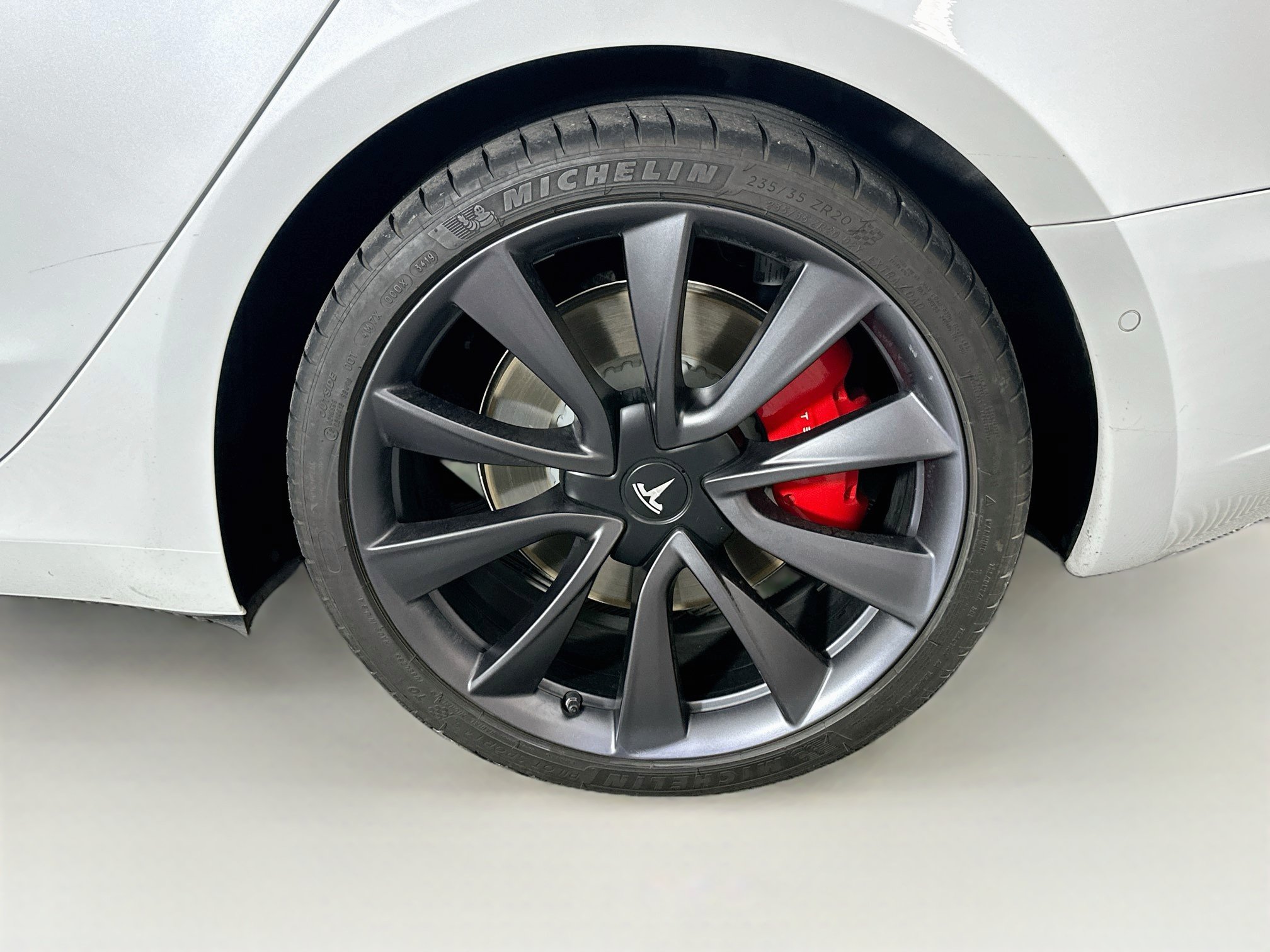 Used 2020 Tesla Model 3 Performance AWD/4WD image 11