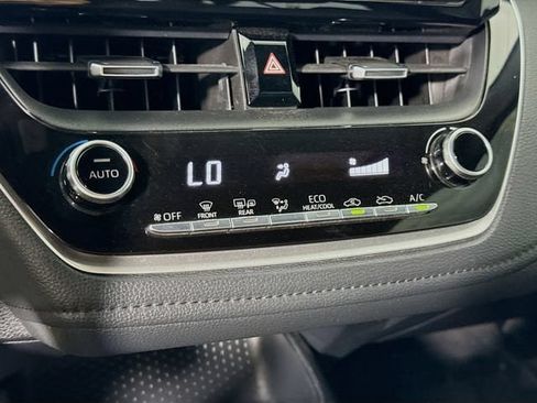 Used 2020 Toyota Corolla SE w/ Carpet Mat Package (TMS) FWD image 15