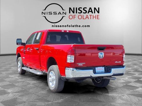 Used 2024 RAM 2500 Big Horn AWD/4WD image 3