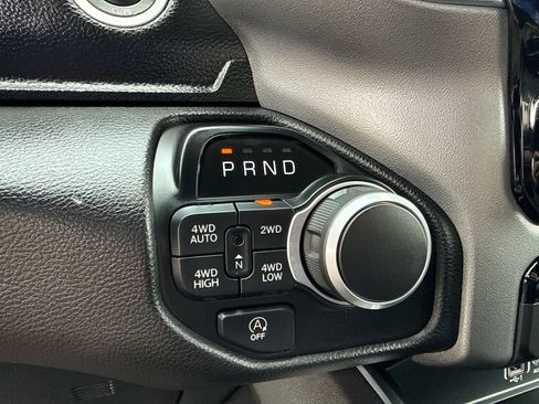 Used 2025 RAM 1500 Big Horn AWD/4WD image 19