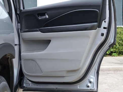 Used 2016 Honda Pilot EX-L image 40