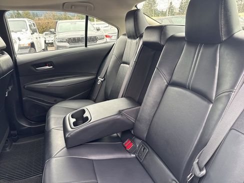 Used 2024 Toyota Corolla XLE image 25