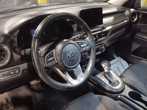 Used 2019 Kia Forte S w/ S Premium Package image 5