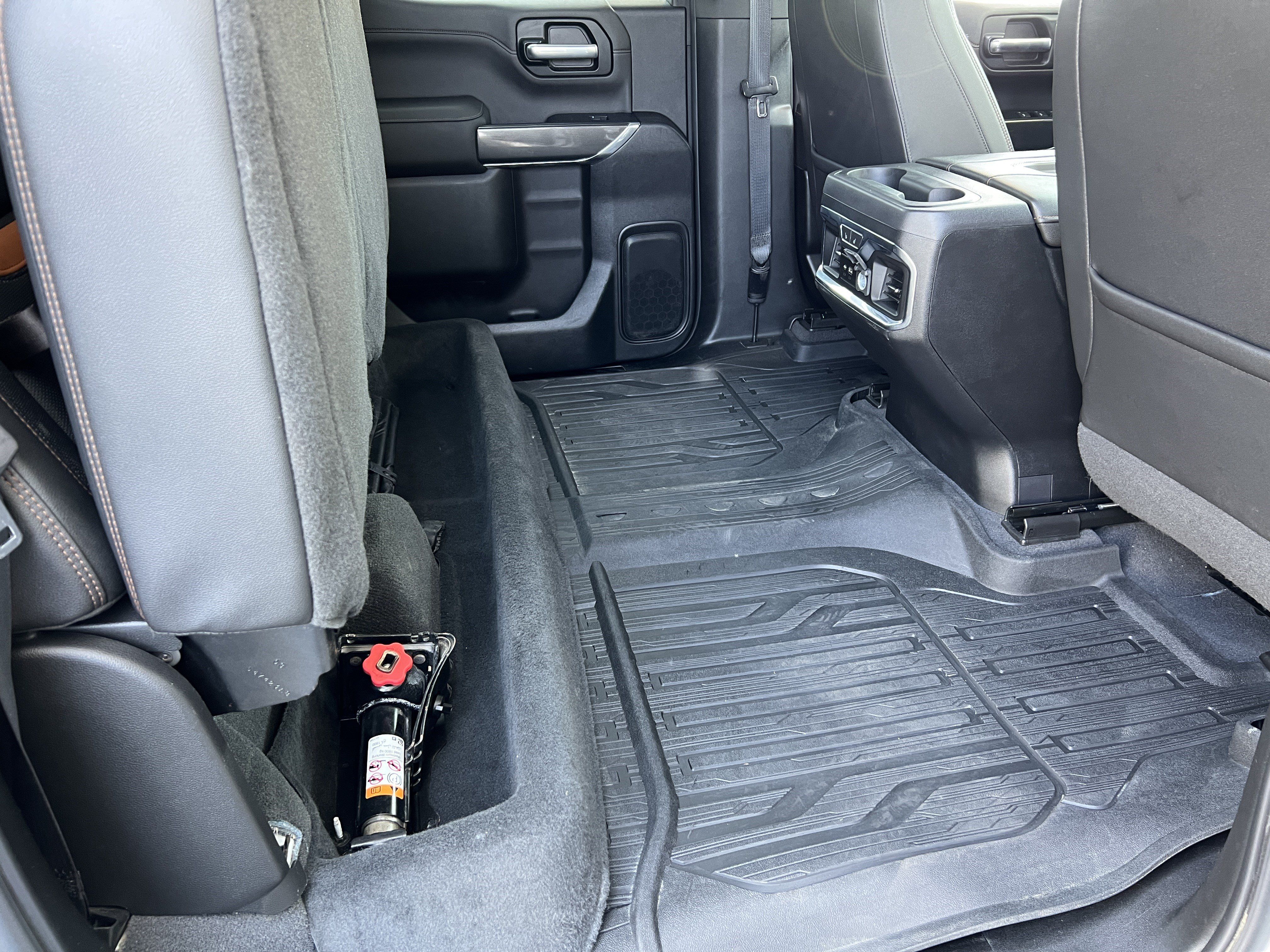 Used 2019 GMC Sierra 1500 AT4 w/ AT4 Premium Package AWD/4WD image 22