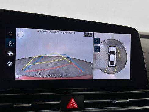 Certified 2024 Hyundai Elantra Limited image 14