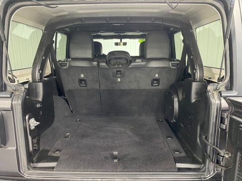 Used 2020 Jeep Wrangler Unlimited Rubicon w/ Dual Top Group image 7