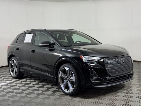 Used 2025 Audi Q4 e-tron Prestige w/ Black Optic Package AWD/4WD image 7