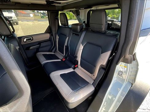 Used 2024 Ford Bronco Wildtrak AWD/4WD image 27