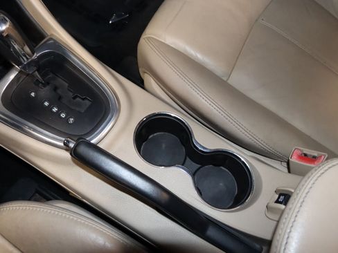 Used 2013 Chrysler 200 Limited FWD image 50