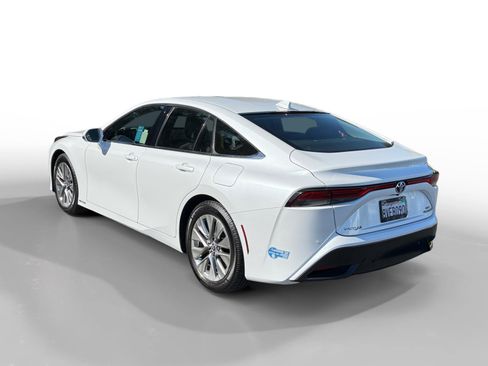 Used 2021 Toyota Mirai w/ Advanced Technology Package RWD image 3