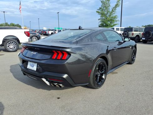 Certified 2024 Ford Mustang GT RWD image 3