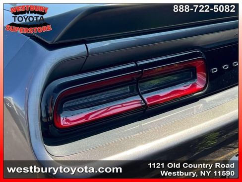 Used 2023 Dodge Challenger SRT Hellcat RWD image 12