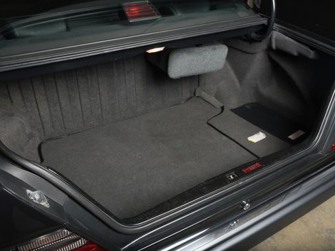 Used 1994 Mercedes-Benz E 500 Sedan image 13