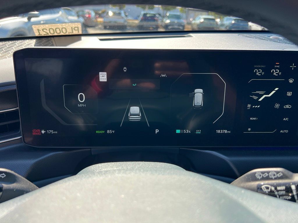 Certified 2024 Kia EV9 GT-Line AWD/4WD image 16
