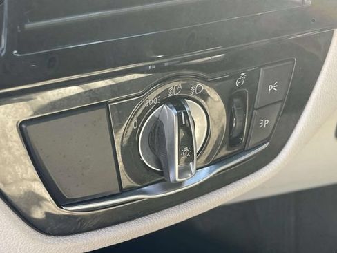 Used 2019 BMW 530i xDrive w/ Convenience Package AWD/4WD image 20