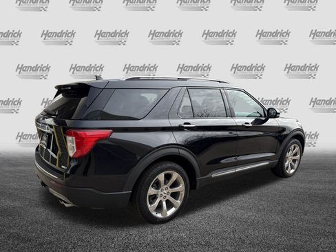 Used 2020 Ford Explorer Platinum w/ Premium Technology Package image 10