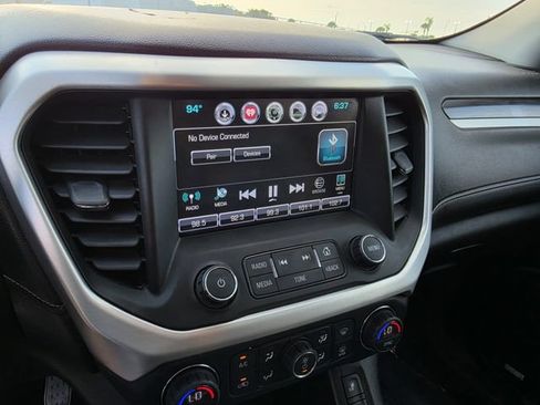 Used 2017 GMC Acadia SLT AWD/4WD image 27