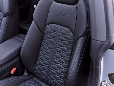 Used 2025 Audi RS 7 Performance AWD/4WD image 65