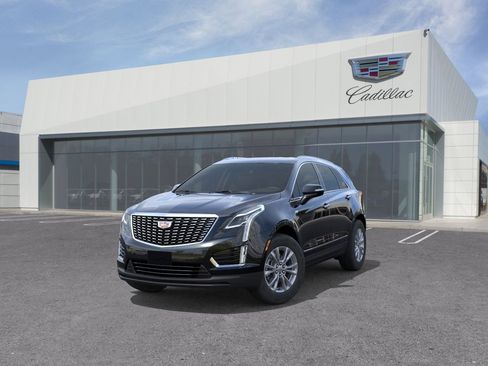 New 2026 Cadillac XT5 Luxury FWD image 9