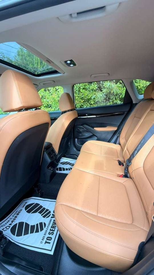 Used 2025 Kia Seltos EX w/ EX Sunroof Package FWD image 14