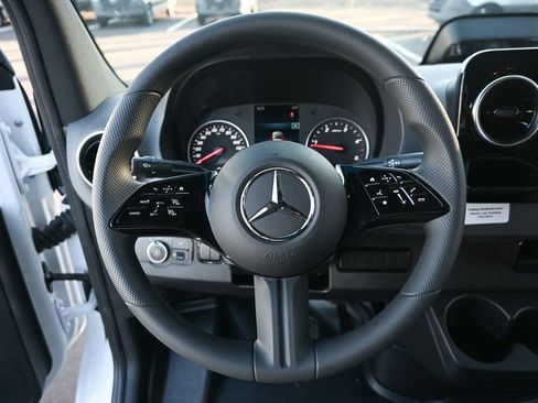Used 2026 Mercedes-Benz Sprinter 3500 image 2