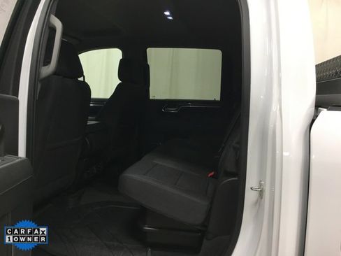 Used 2024 Chevrolet Silverado 2500 LT w/ Convenience Package image 23