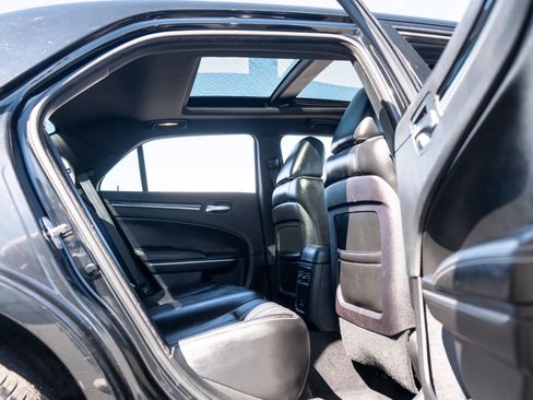 Used 2019 Chrysler 300 S w/ S Model Appearance Package RWD image 19