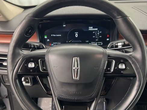 Used 2023 Lincoln Aviator Reserve w/ Equipment Group 201A image 10