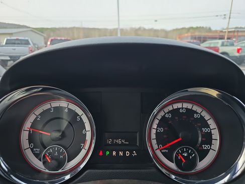 Used 2019 Dodge Grand Caravan SE image 23