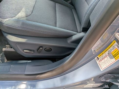 New 2026 Ford Maverick XLT w/ XLT Luxury Package FWD image 16