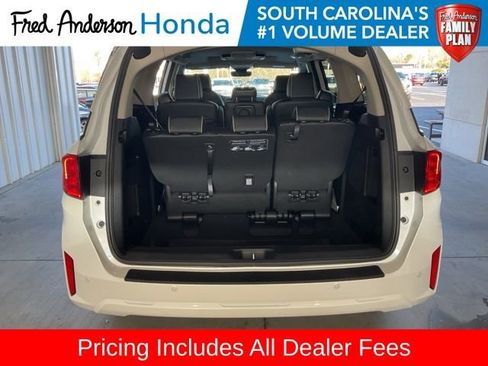 New 2026 Honda Odyssey Touring image 22