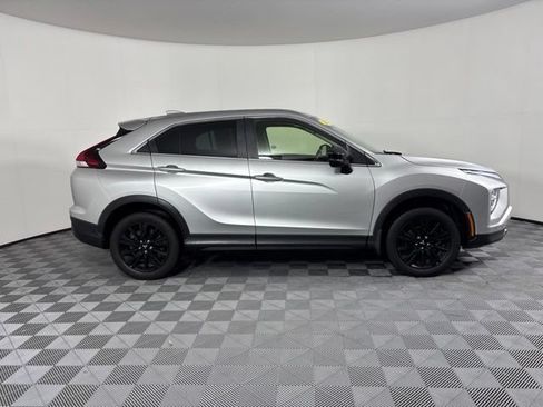 Used 2023 Mitsubishi Eclipse Cross LE AWD/4WD image 5