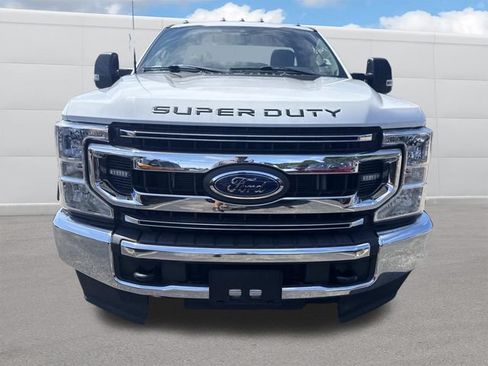 Used 2022 Ford F250 XL w/ STX Appearance Package AWD/4WD image 3