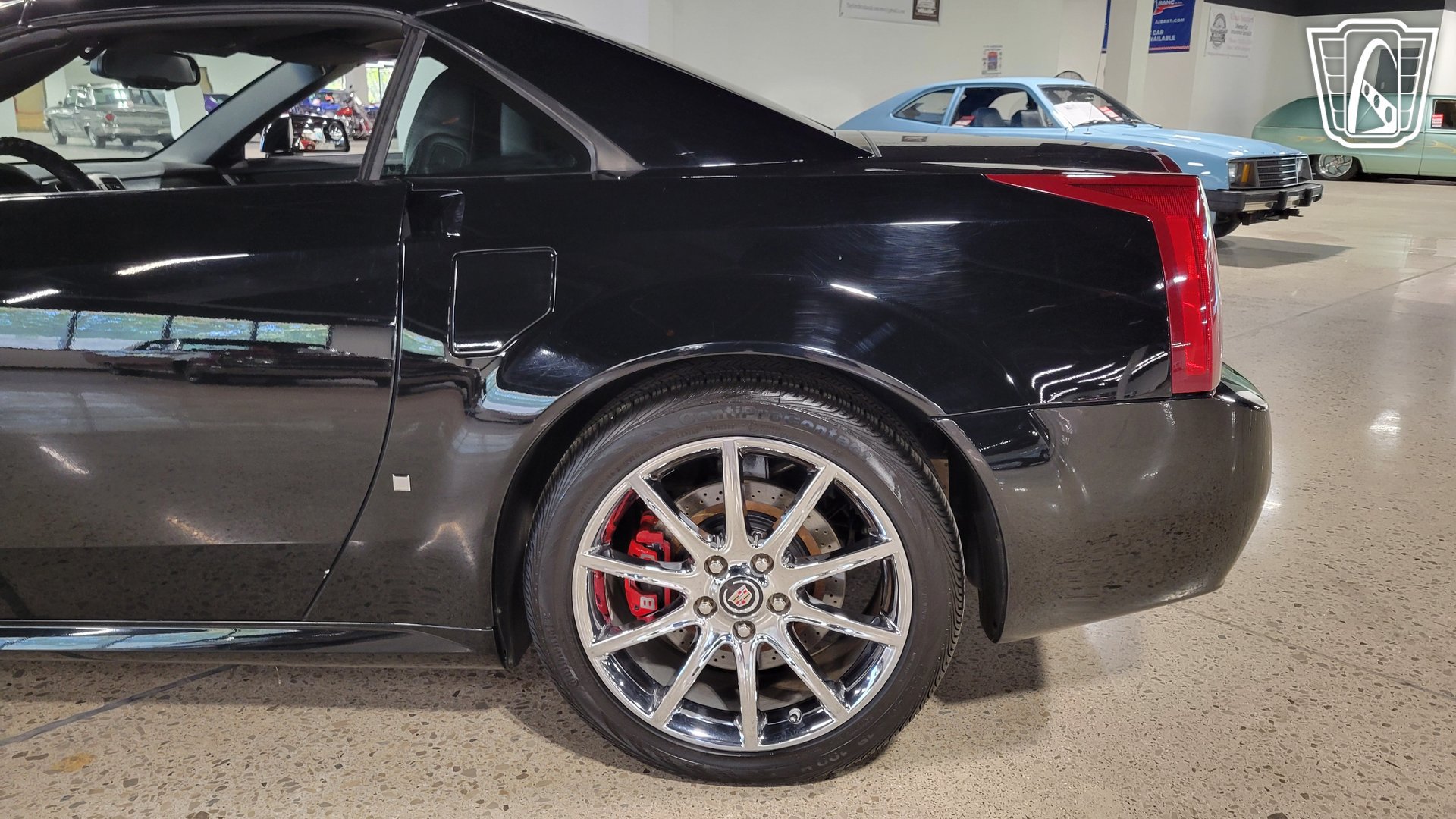 Used 2008 Cadillac XLR V RWD image 27
