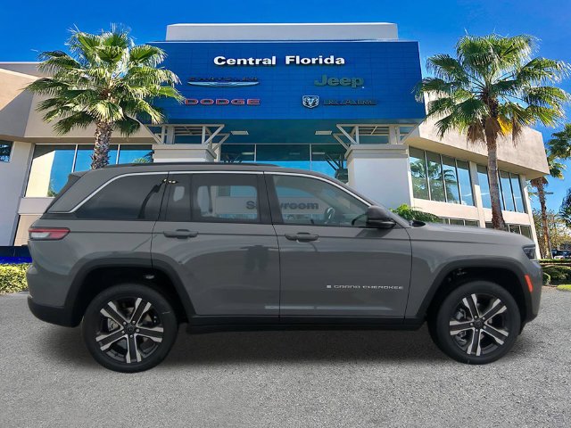 New 2027 Jeep Grand Cherokee Limited AWD/4WD image 4