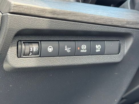 Used 2023 Nissan Ariya FWD image 22