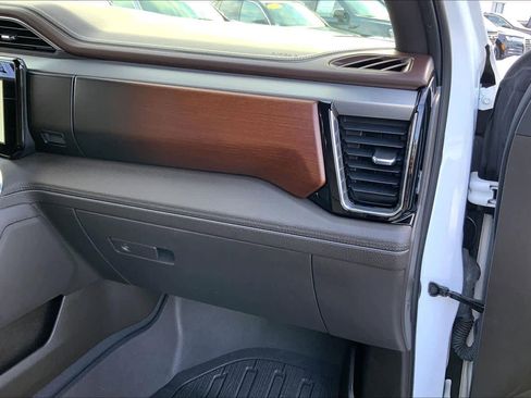 Used 2022 GMC Sierra 1500 Denali image 15