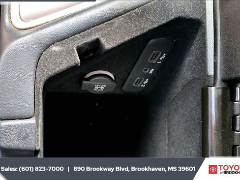 Used 2022 Dodge Challenger SXT w/ Blacktop Package RWD image 23
