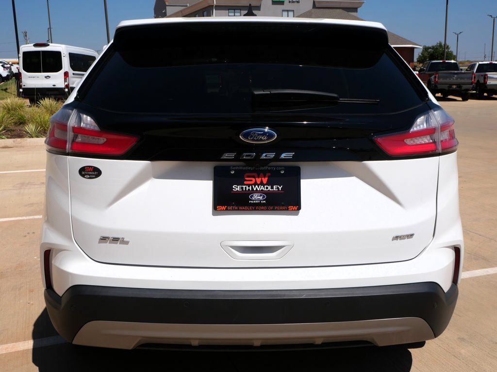 Used 2024 Ford Edge SEL AWD/4WD image 5