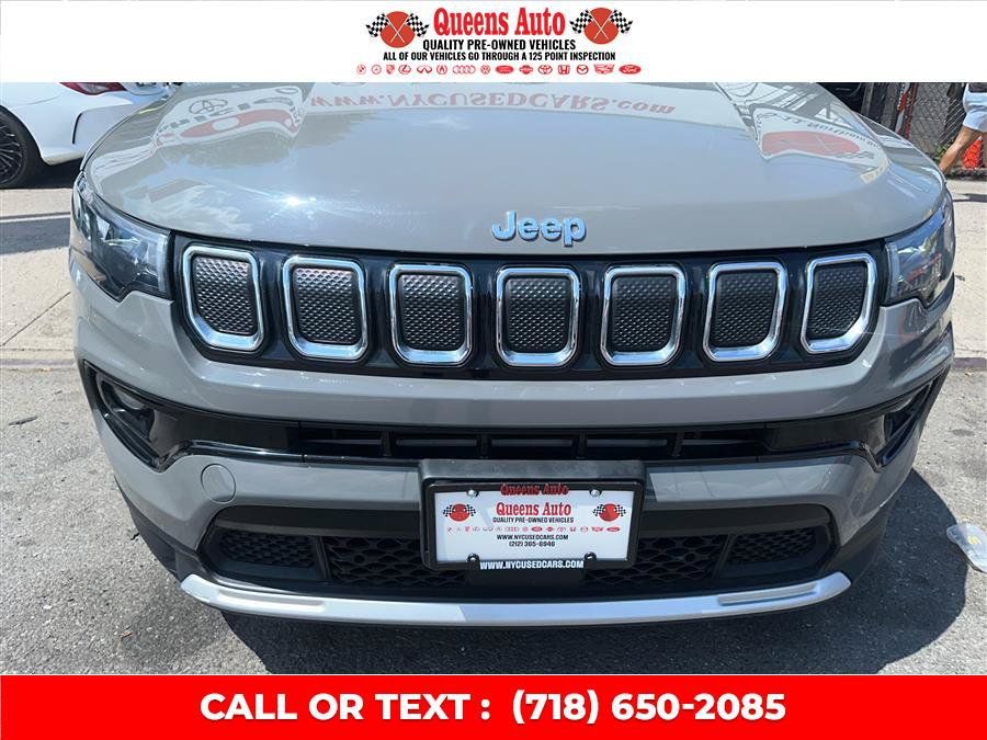Used 2022 Jeep Compass Limited AWD/4WD image 27