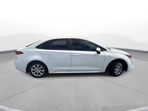 Certified 2025 Toyota Corolla LE FWD image 5