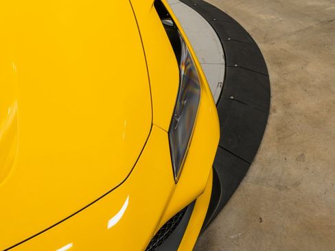 Used 2021 Ferrari F8 Tributo image 48