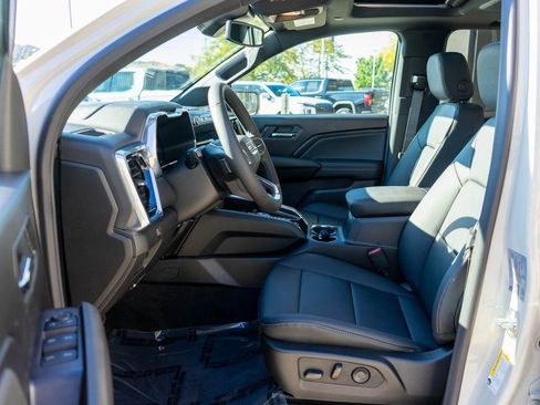 New 2026 GMC Canyon Elevation w/ Convenience Package image 11