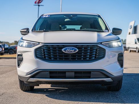 Certified 2025 Ford Escape Active image 2