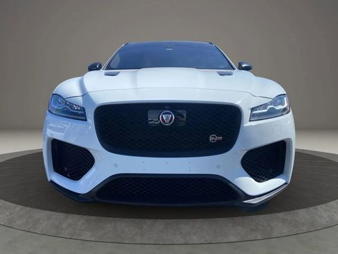 Used 2020 Jaguar F-PACE SVR image 11
