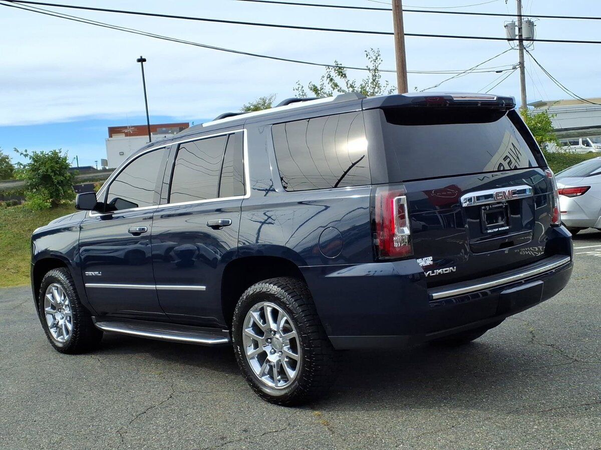 Used 2017 GMC Yukon Denali w/ Open Road Package AWD/4WD image 8