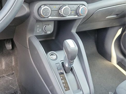 Used 2025 Nissan Kicks Play S FWD image 17
